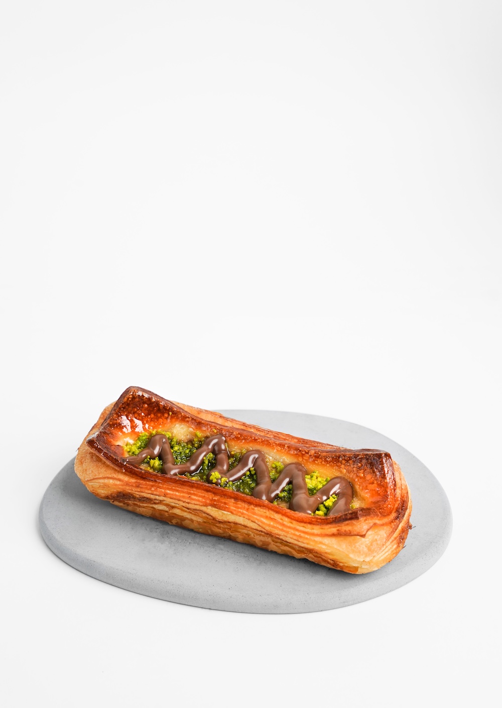 بریوش موز و پسته